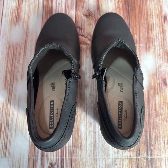 Clarks SASHLIN ALETA Sz 8 Black Leather Zip Booties Ankle Block Heel Boots Shoes - Picture 5 of 10